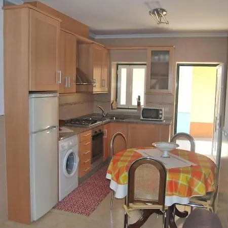 Casas Da Cacilda I * Nazare